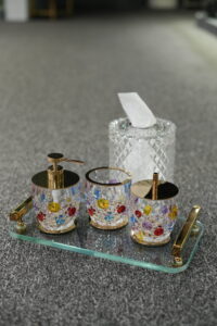 اکسسوری کریستال رومیزی طرح رنگی