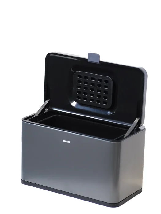 سطل کابینتی برند اسمارت سه لیتری رنگ طوسی پس زمینه سفید در باز