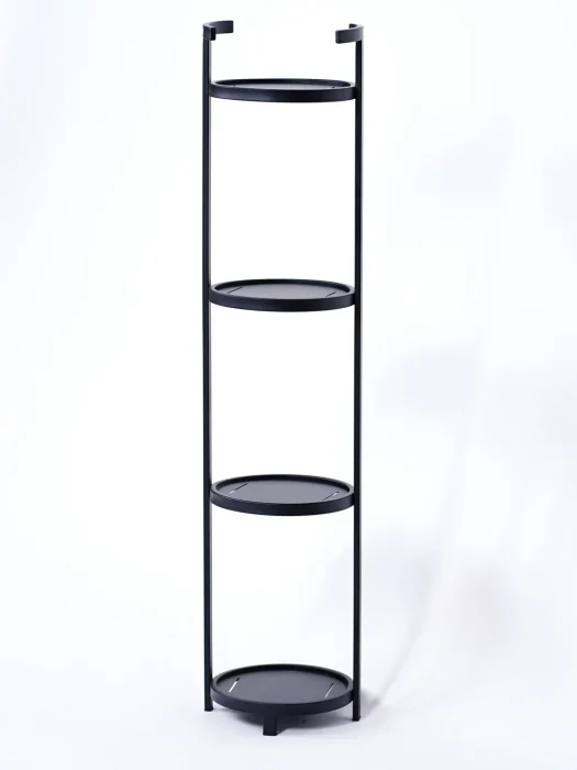 شلف تک طبقه ای تیره پس زمینه سفید