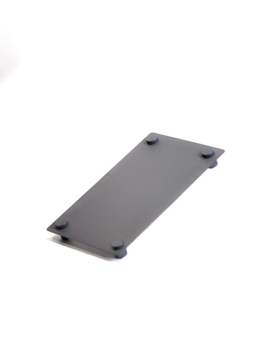 پایه استیل دکوری مشکی ساخته شده از استیل مقاوم و مات