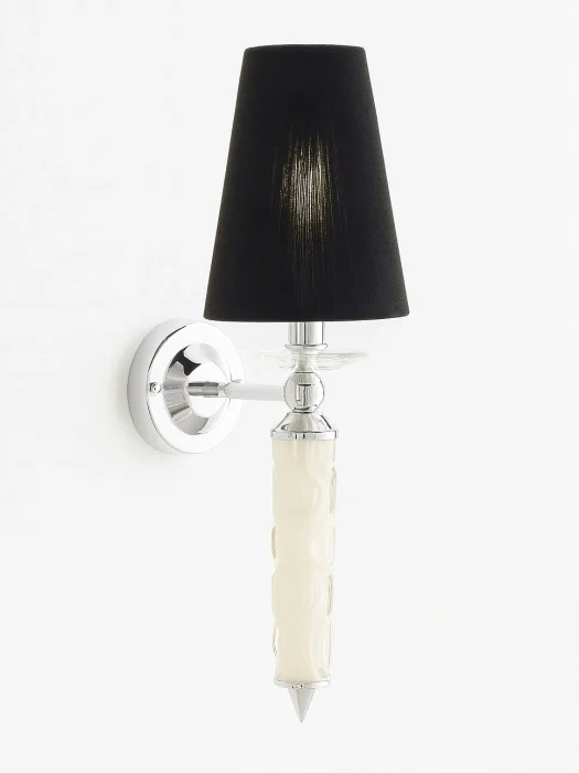 چراغ دکوراتیو شید مشکی پایه بلند رنگ کروم پهن نصب به دیوار