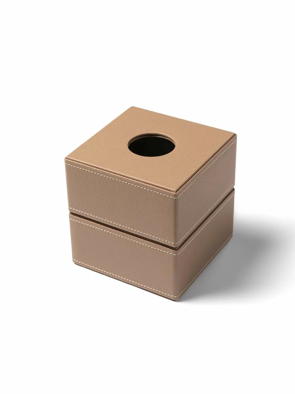 ست چرم پذیرایی و اتاق خواب کرم | عکس محصول - diahome دستمال مربعی چرمی کرم از ست چرمی پذیرایی با زمینه سفید