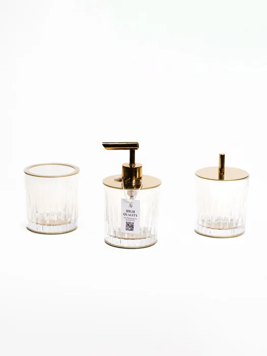 ست اکسسوری کریستالی سرویس حمام و سرویس بهداشتی سه قطعه رنگ طلایی نوع راه راه طلایی