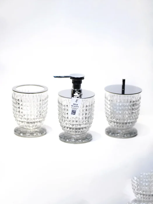 ست اکسسوری کریستالی سرویس حمام و سرویس بهداشتی سه قطعه رنگ کروم نوع ترکیش بزرگ