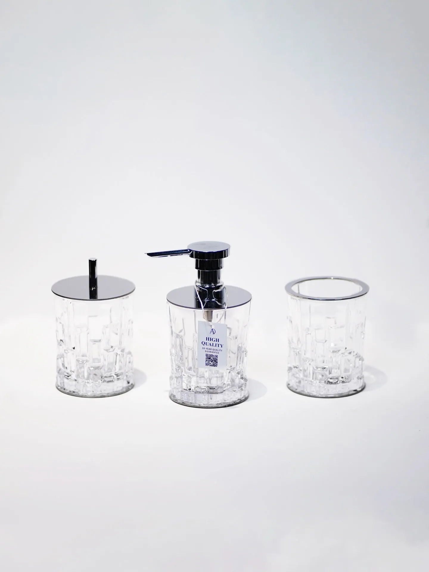 ست لوکس کریستالی تیتا کروم | عکس محصول - diahome ست اکسسوری کریستالی سرویس حمام و سرویس بهداشتی سه قطعه رنگ کروم نوع تیتا