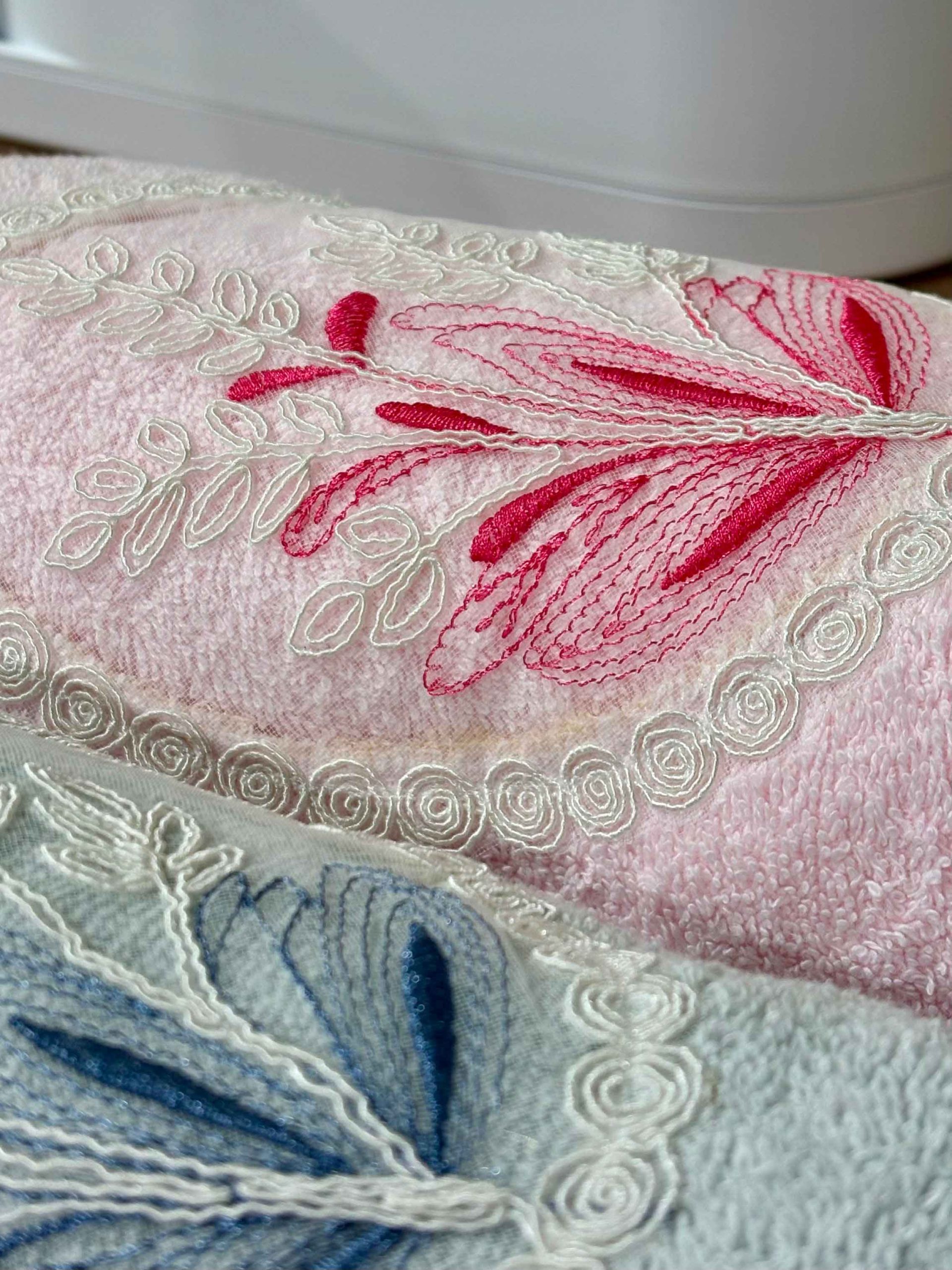 حوله گلدوزی شده branch floral | عکس محصول - diahome حوله گلدوزی شده branch floral رنگ 1