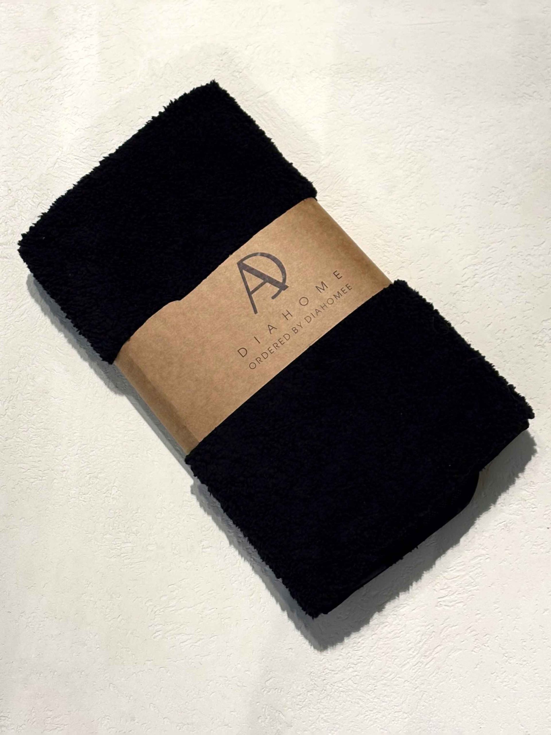 پادری تدی مخملی | عکس محصول - diahome پادری تدی رنگ مشکی مخملی 50 در 80